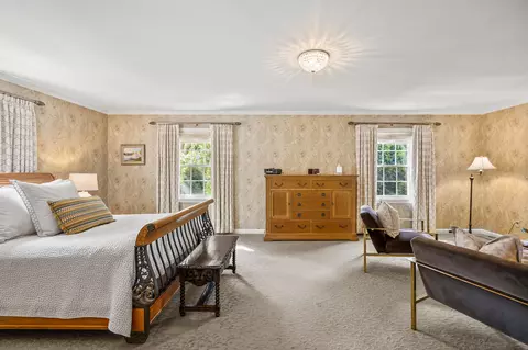 Bedroom - 3954 N Harcourt, Shorewood, WI 53211 photo 1 of 13
