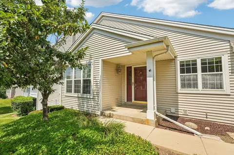 616 Ravenwood # A, Waterford, WI 53185