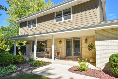 737 Cambridge, Grafton, WI 53024