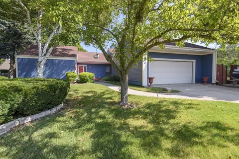 2120 Fireside, Racine, WI 53402