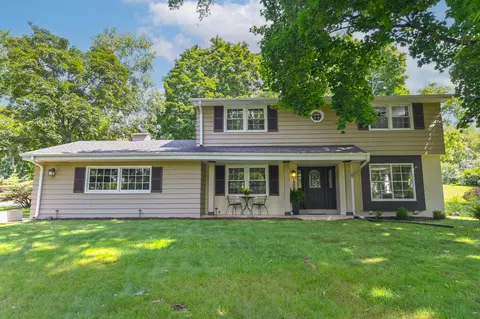 18400 Tamarack, Brookfield, WI 53045