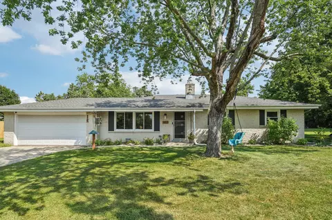 3012 S East, Troy, WI 53120