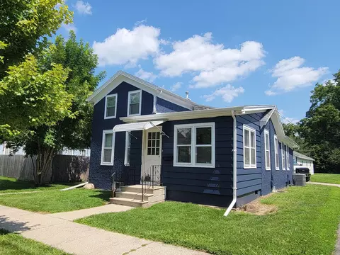 125 S 5th, Delavan, WI 53115