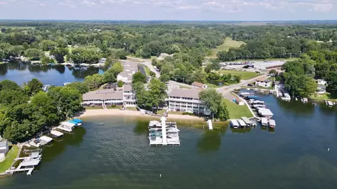 w5135 Sterlingworth Court #6, La Grange, WI 53121