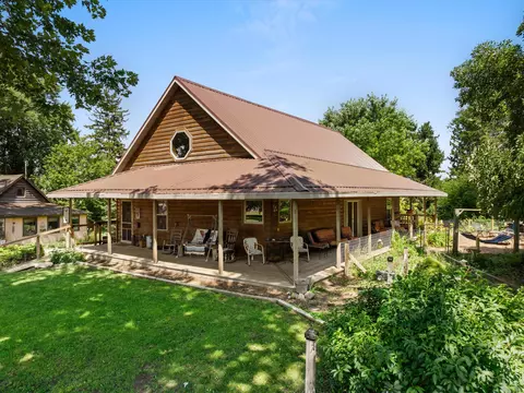 6228 Moenning, Wilson, WI 53081
