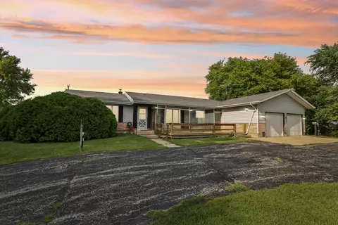 6336 County Highway U, Addison, WI 53002