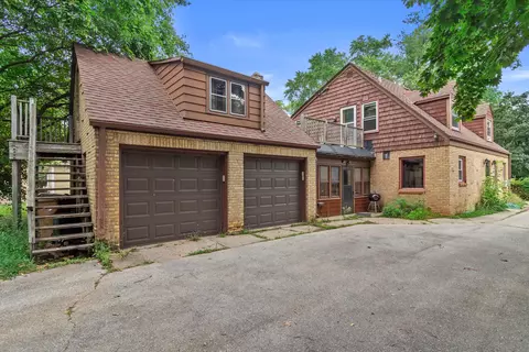 6125 N N Park, Glendale, WI 53217
