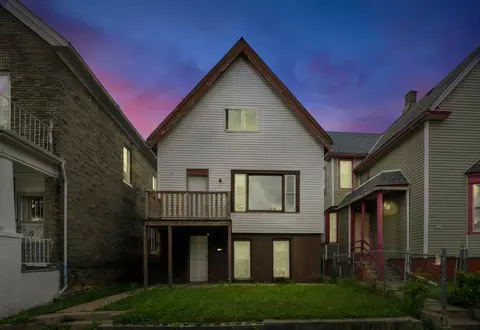 2071 S 12th, Milwaukee, WI 53204