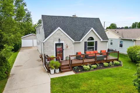 717 Manitou, Manitowoc, WI 54220