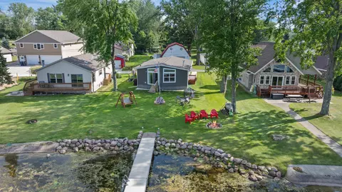 w4488 West Crystal Drive, Washington, WI 54111