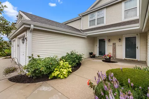 2117 E Broadway #B, Waukesha, WI 53186