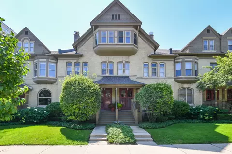 1033 E Ogden, Milwaukee, WI 53202