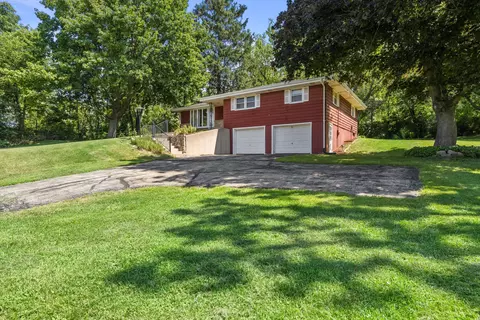 11535 304th, Trevor, WI 53179