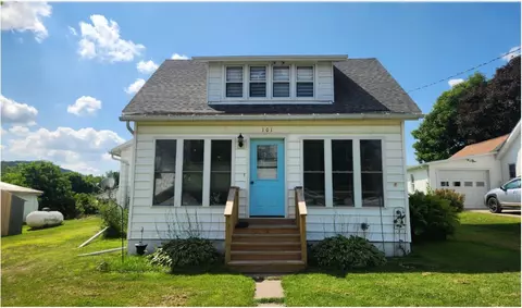 101 1st, Ontario, WI 54651