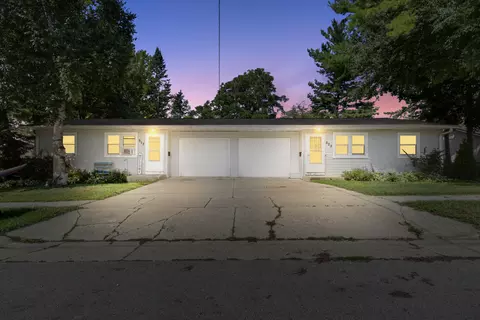 517 Fourth #523, Hartford, WI 53027