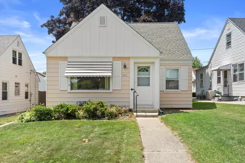 3667 S 18th, Milwaukee, WI 53221