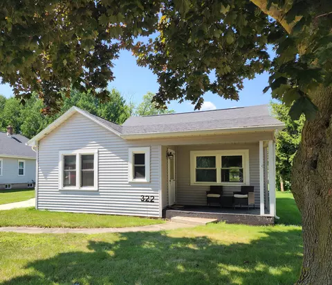 322 N 11th, Oostburg, WI 53070
