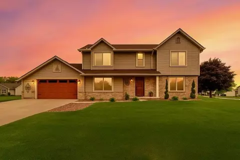 10630 S Peggy, Oak Creek, WI 53154