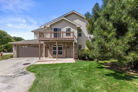 9271 S 51st, Franklin, WI 53132