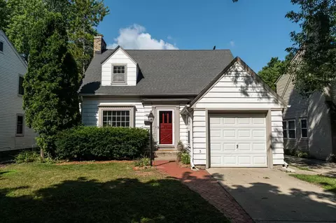 5007 N Santa Monica, Whitefish Bay, WI 53217