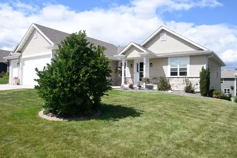 212 Owls, Kewaskum, WI 53040