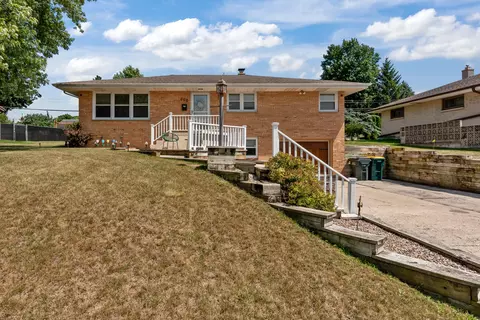 309 S 16th, West Bend, WI 53095