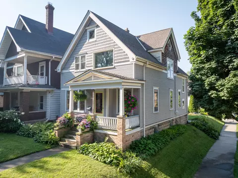 3043 S Superior, Milwaukee, WI 53207