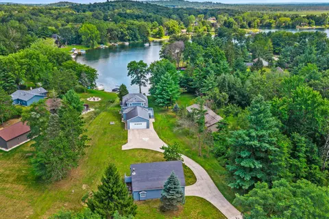 n232 West Cedar Springs Drive, Marion, WI 54960