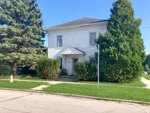 121 Cedar, Sheboygan Falls, WI 53085