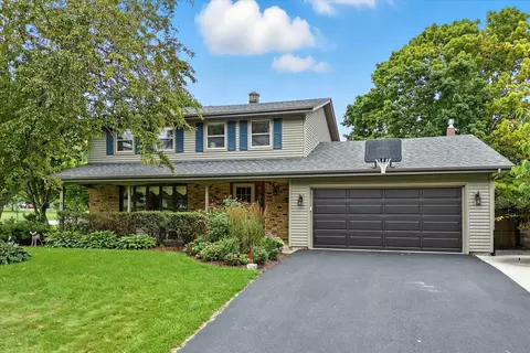 734 Oak Tree, Sheboygan, WI 53083