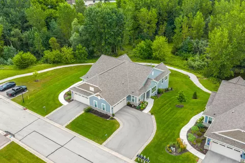 n55w35025 Coastal, Oconomowoc, WI 53066