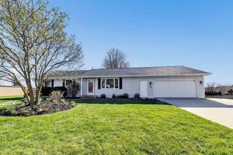 209 Redwood, Francis Creek, WI 54214