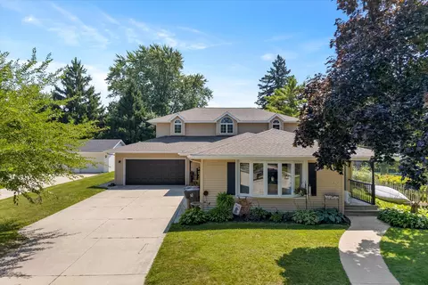 845 Superior, Oostburg, WI 53070
