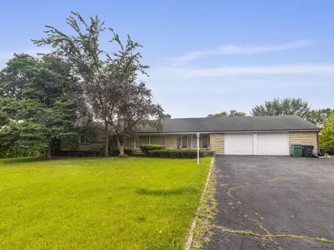 n69w15889 Eileen, Menomonee Falls, WI 53051