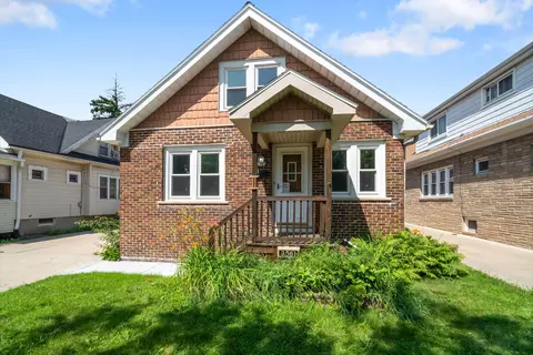 2561 S 68th, Milwaukee, WI 53219