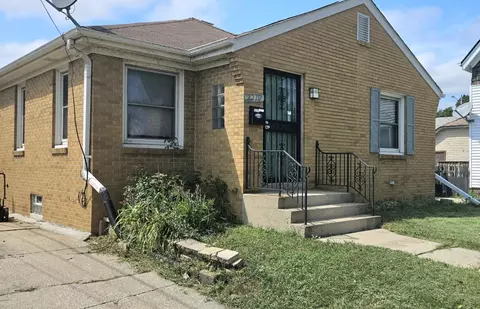 2210 Taylor, Racine, WI 53403