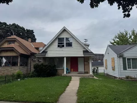 6420 W Moltke #6420A, Milwaukee, WI 53210