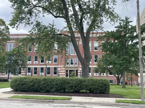 3234 N Downer #3236, Milwaukee, WI 53211