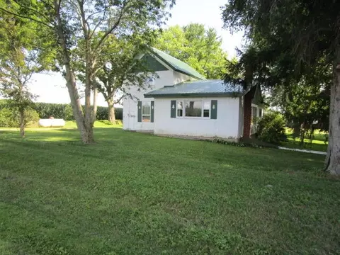 w7803 Lake Shore Road, Sharon, WI 53585