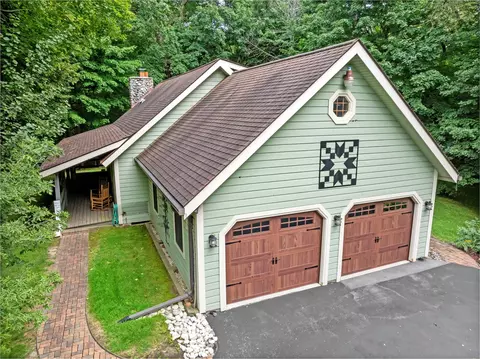 4135 Old Homestead, Polk, WI 53095