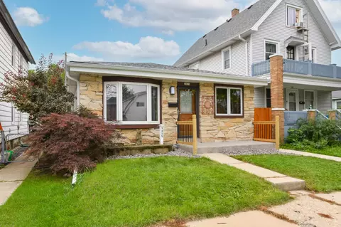 3455 E Cudahy, Cudahy, WI 53110