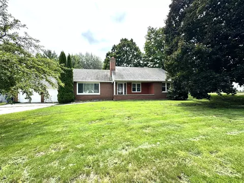 409 Mayville, Theresa, WI 53091