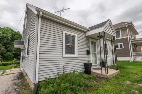 114 Broadway, Sheboygan Falls, WI 53085
