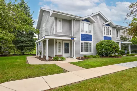 714 Geneva National #6-17, Geneva, WI 53147