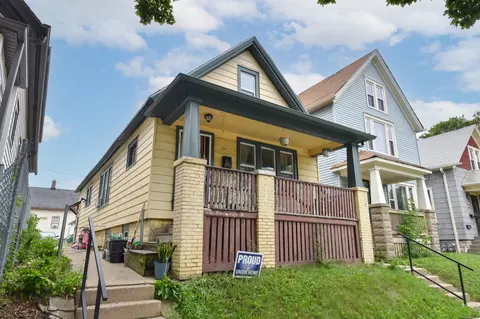 2471 W Cherry, Milwaukee, WI 53205
