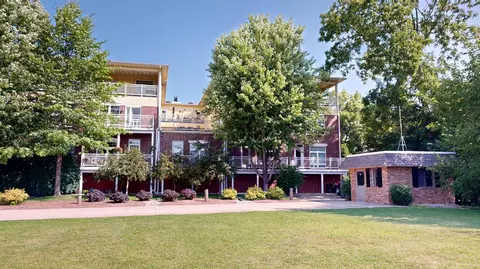 100 Edward #4, Fort Atkinson, WI 53538