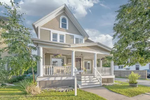 217 Milwaukee, Johnson Creek, WI 53038