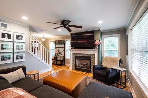 1900 S 94th, West Allis, WI 53227