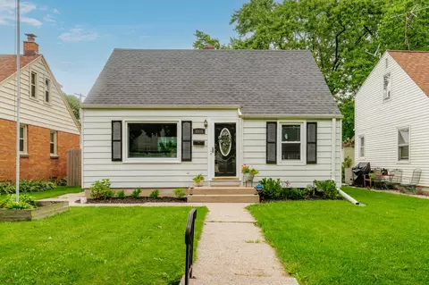 3333 N 89th, Milwaukee, WI 53222