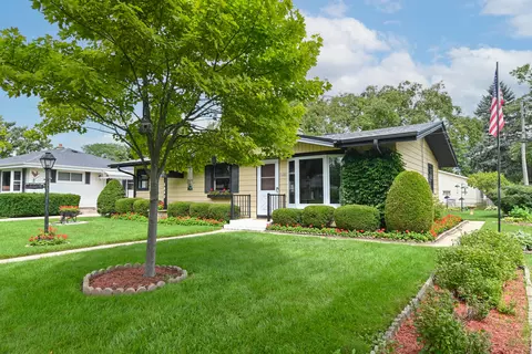 5680 S Madeline, Milwaukee, WI 53221
